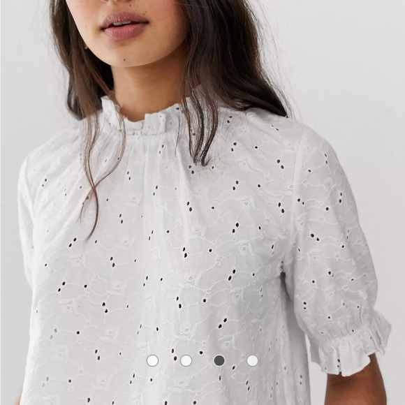 ASOS Broderie Top - Picture 3 of 5